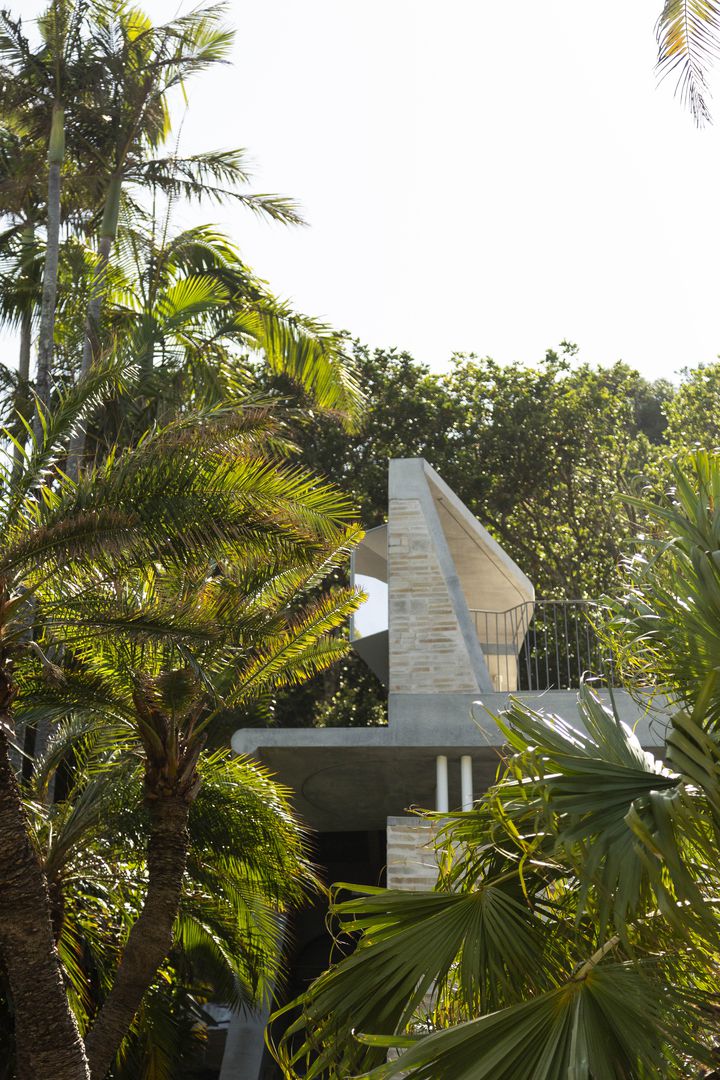  Wategos House