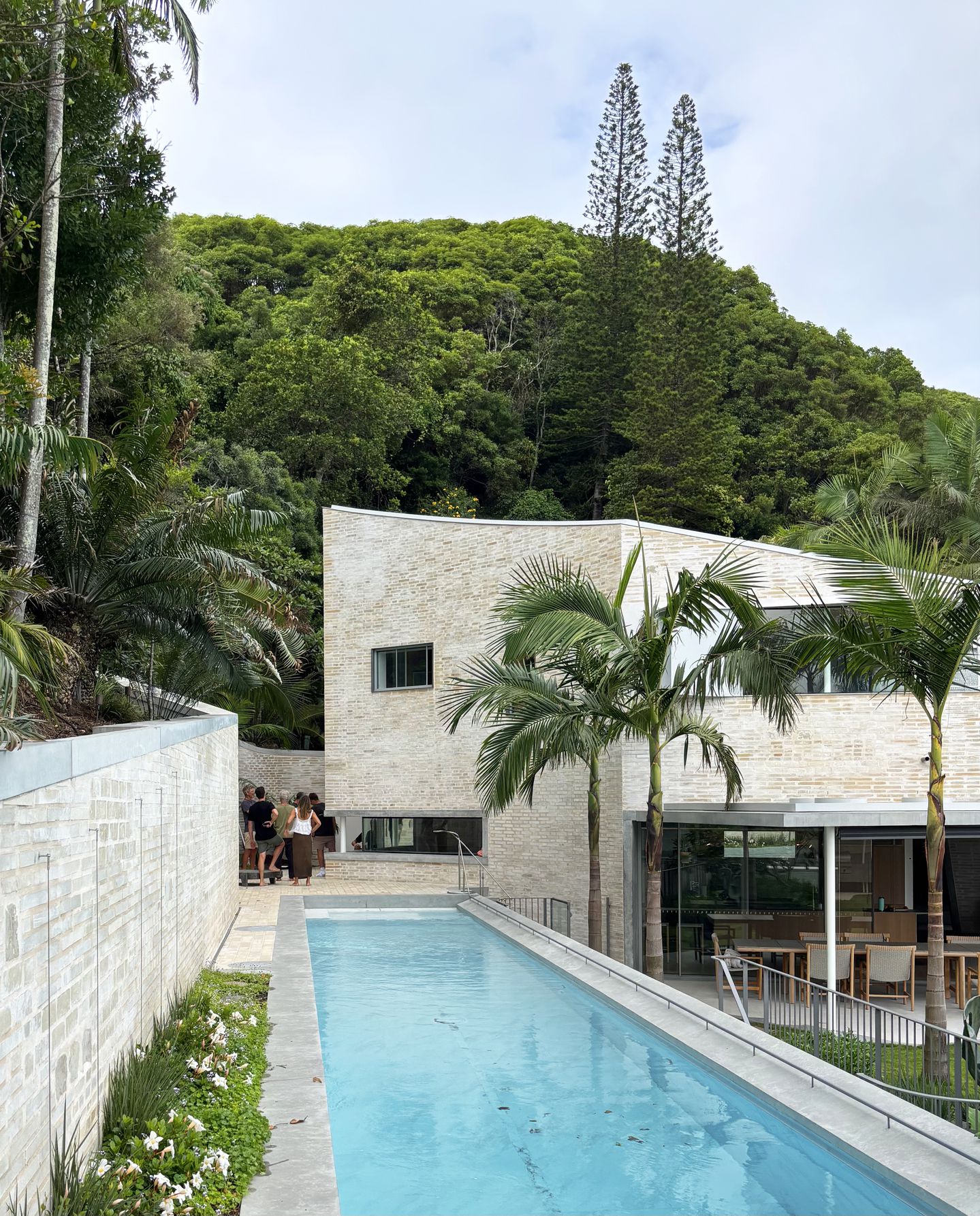 Wategos House